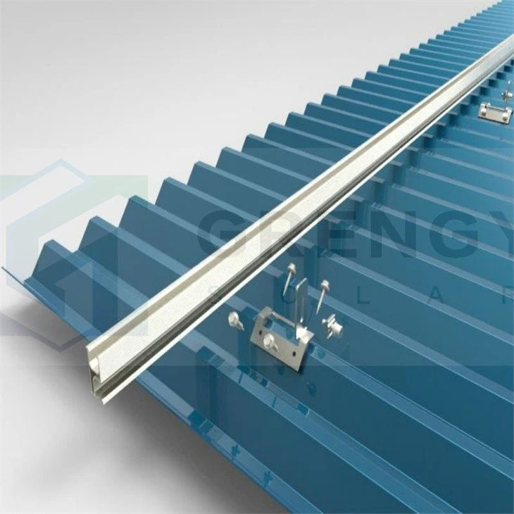 Trapezoidal metal roof sheet clamps