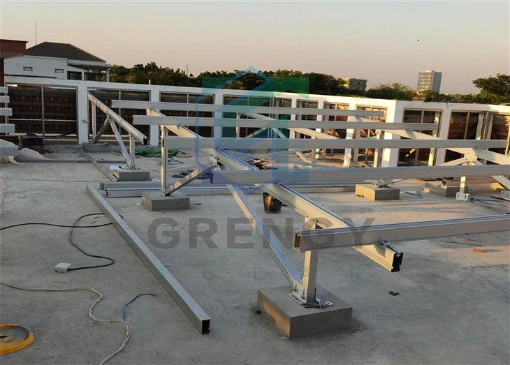 Struktur Aluminium Untuk Pemasangan Tenaga Surya