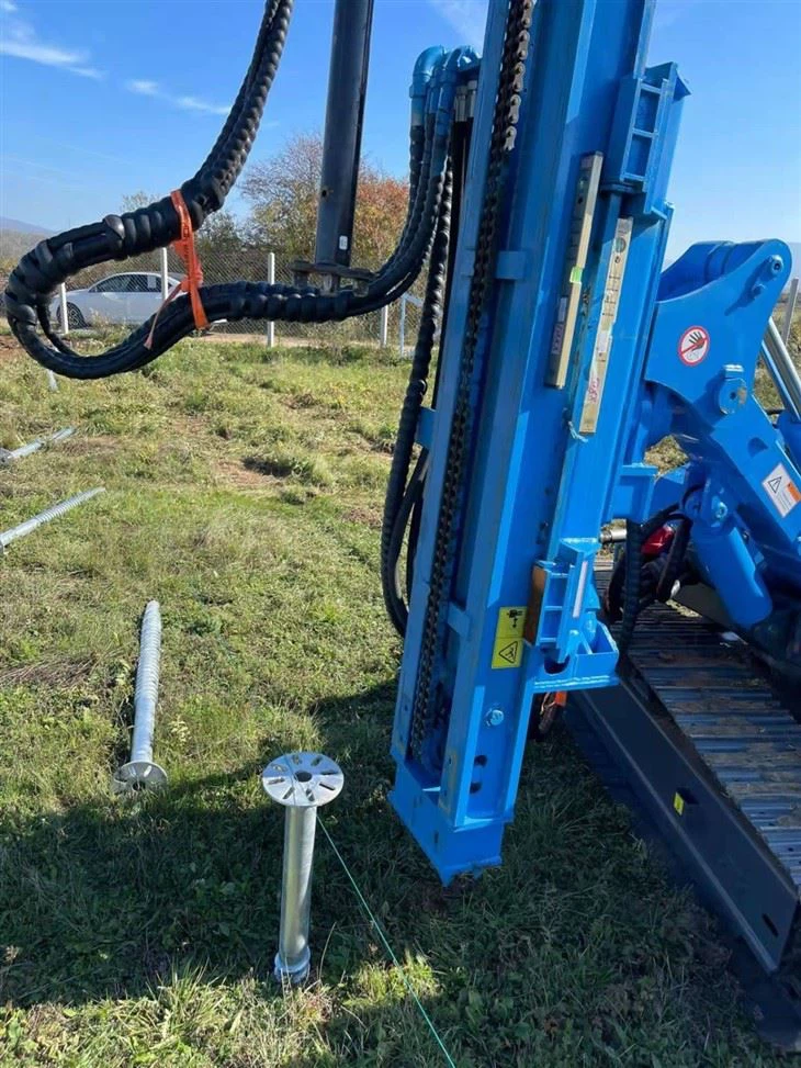 Galvanized Ground Screws For Solar Farms | No-Concrete Foundation Anchors