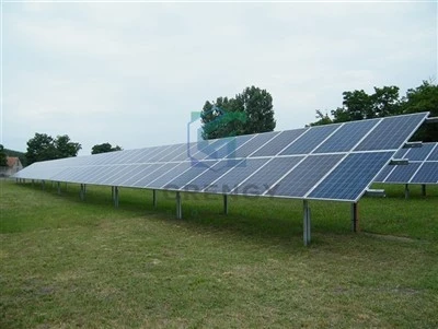 Kit Pemasangan di Tanah Panel Surya