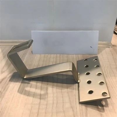 Kait Atap Surya Stainless Steel 304 Untuk Sistem Pemasangan Atap Genteng